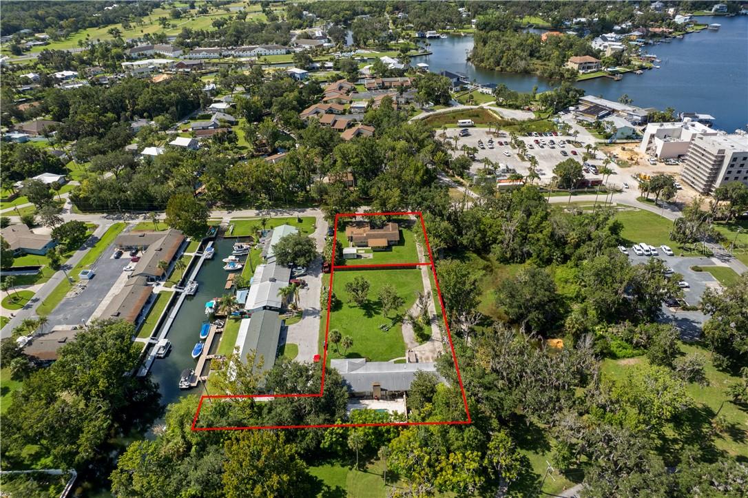 149 & 151 SE Paradise Point ROAD