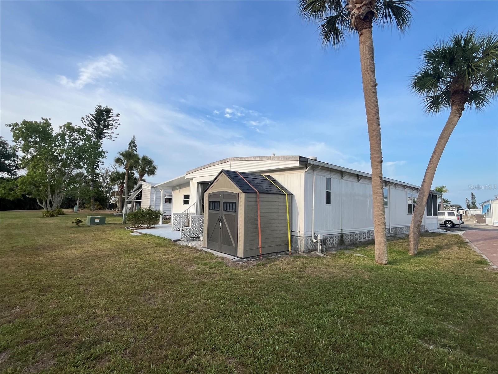 VENICE ISLE - Residential