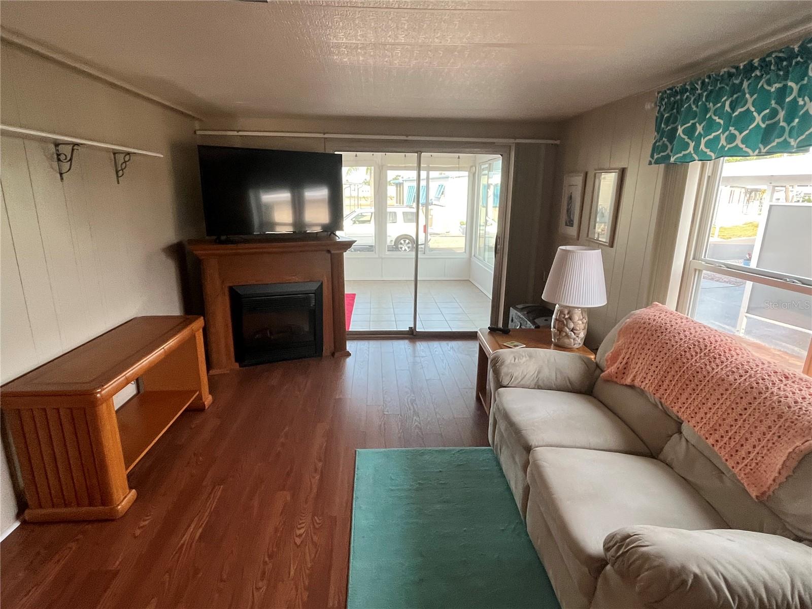 VENICE ISLE - Residential