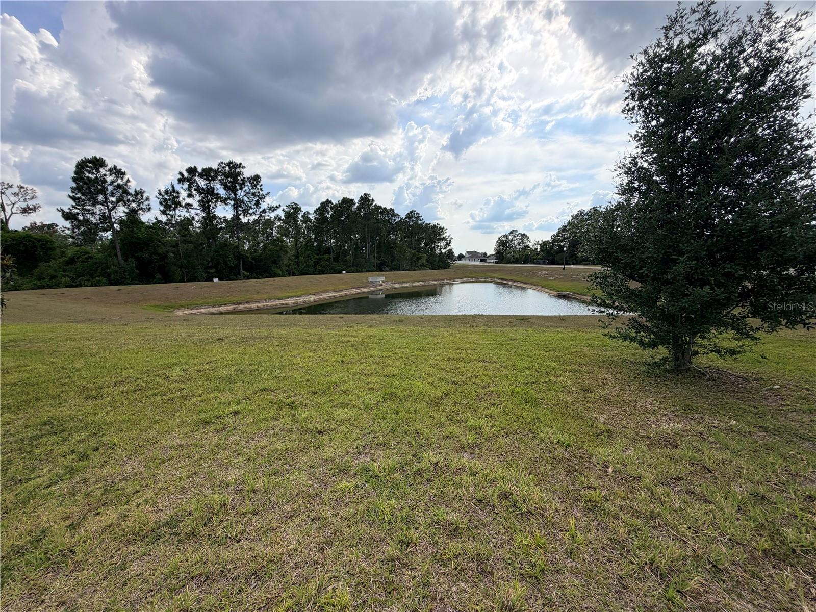 SAWGRASS BAY - Residential