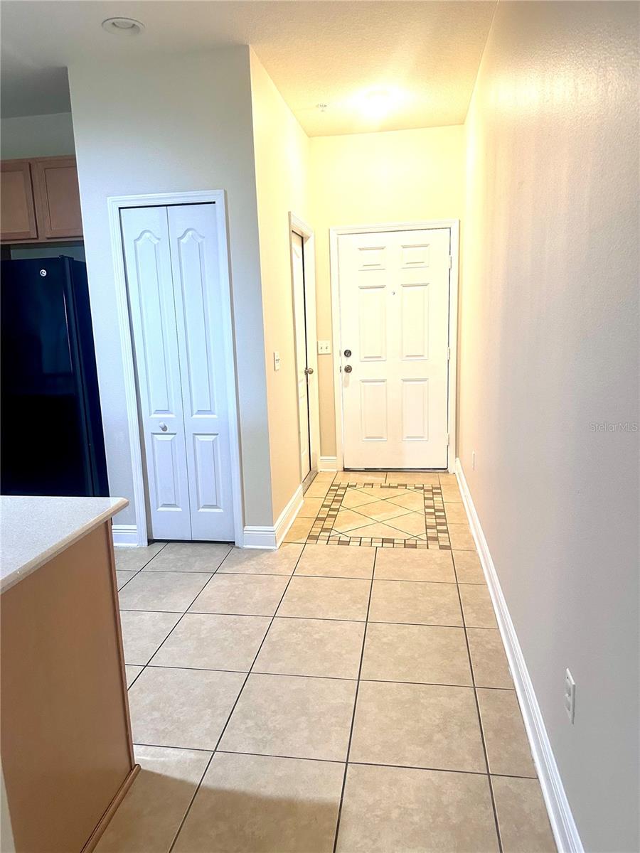 RESERVE/MDW LAKE A-I K M O Q T - Residential Lease