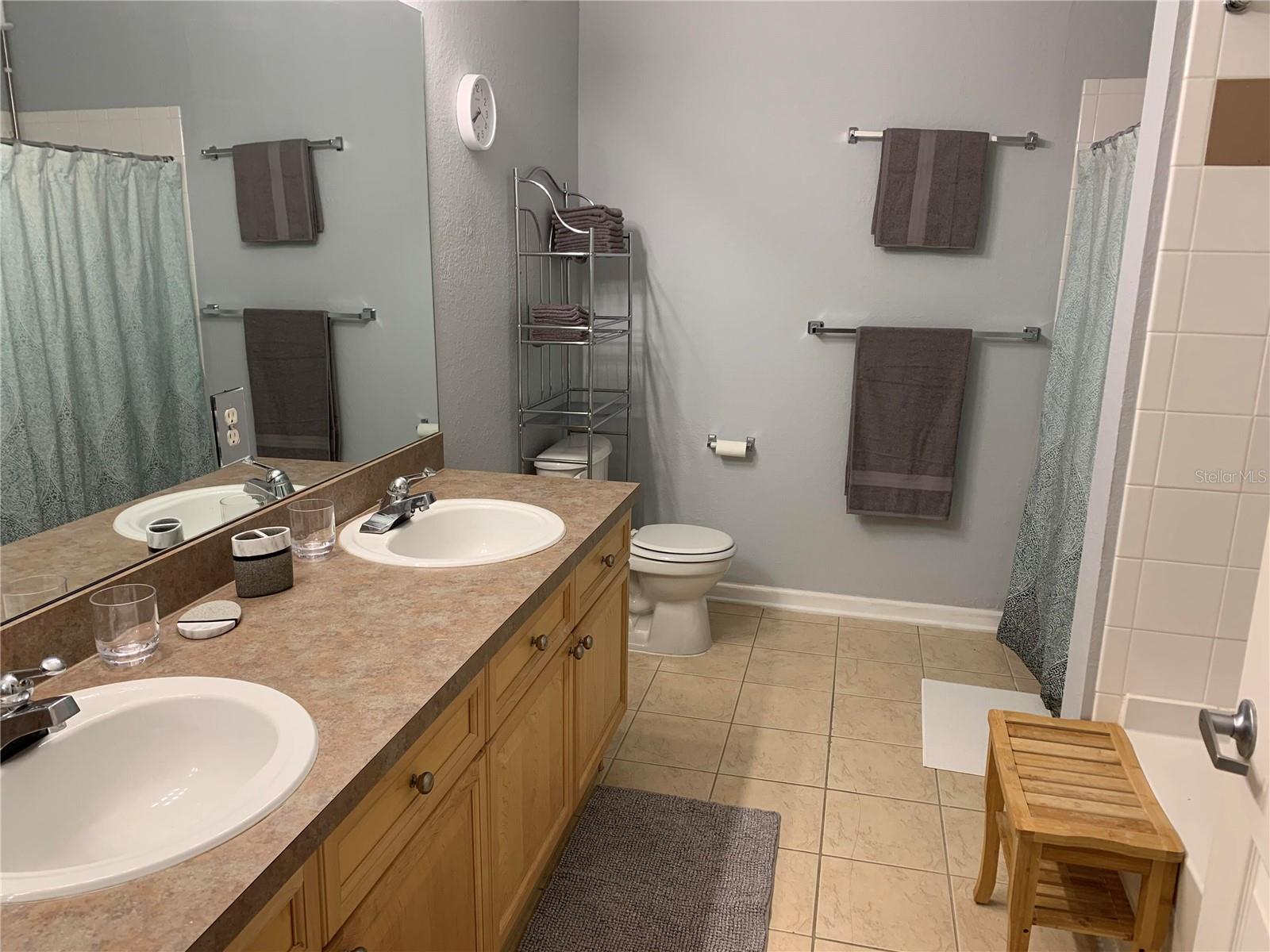 TERRACE RIDGE AT TOWN CENTER EAST CONDO - Residential