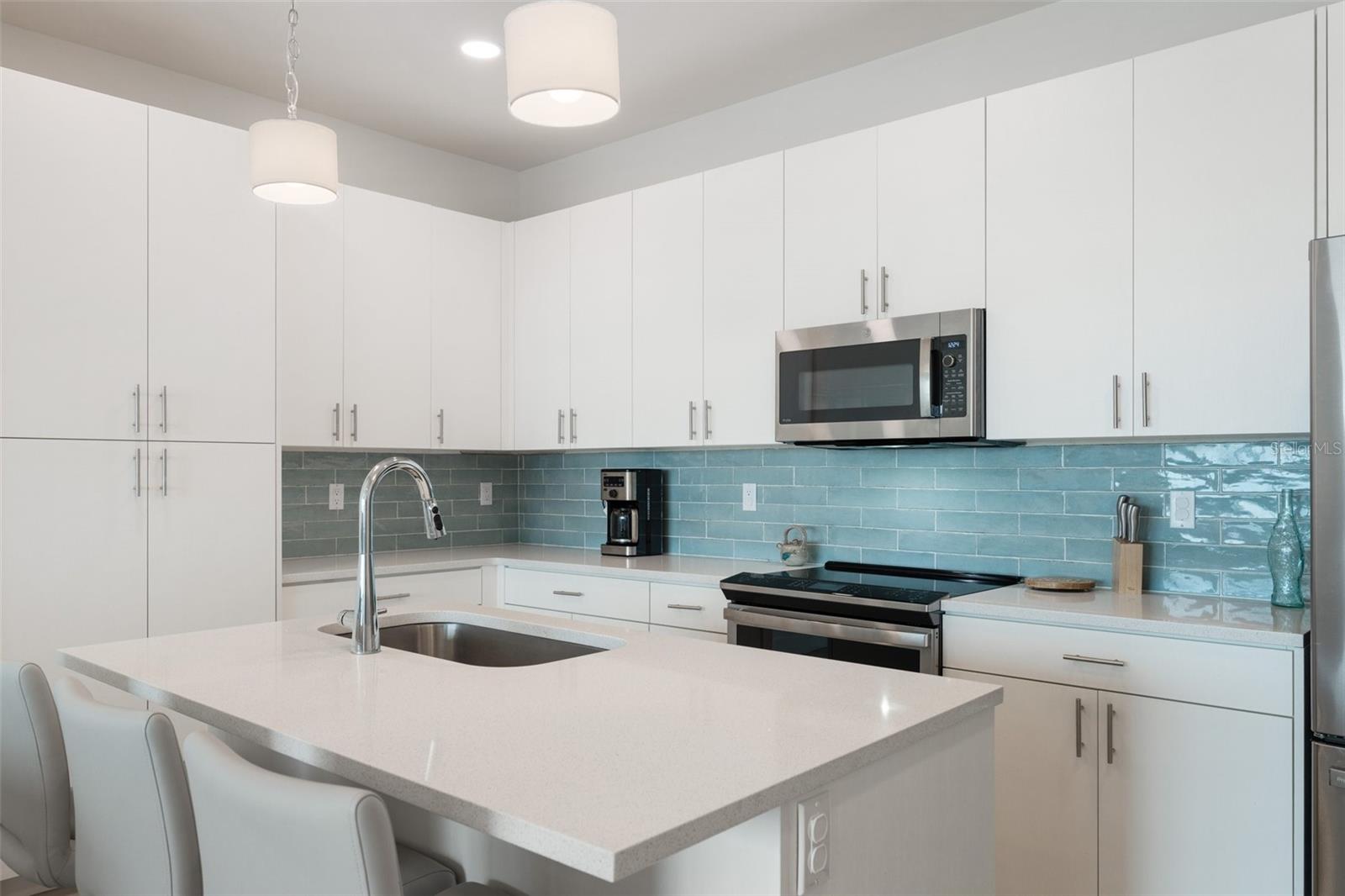 HARBOR AT TOWN CENTER CONDO - Residential