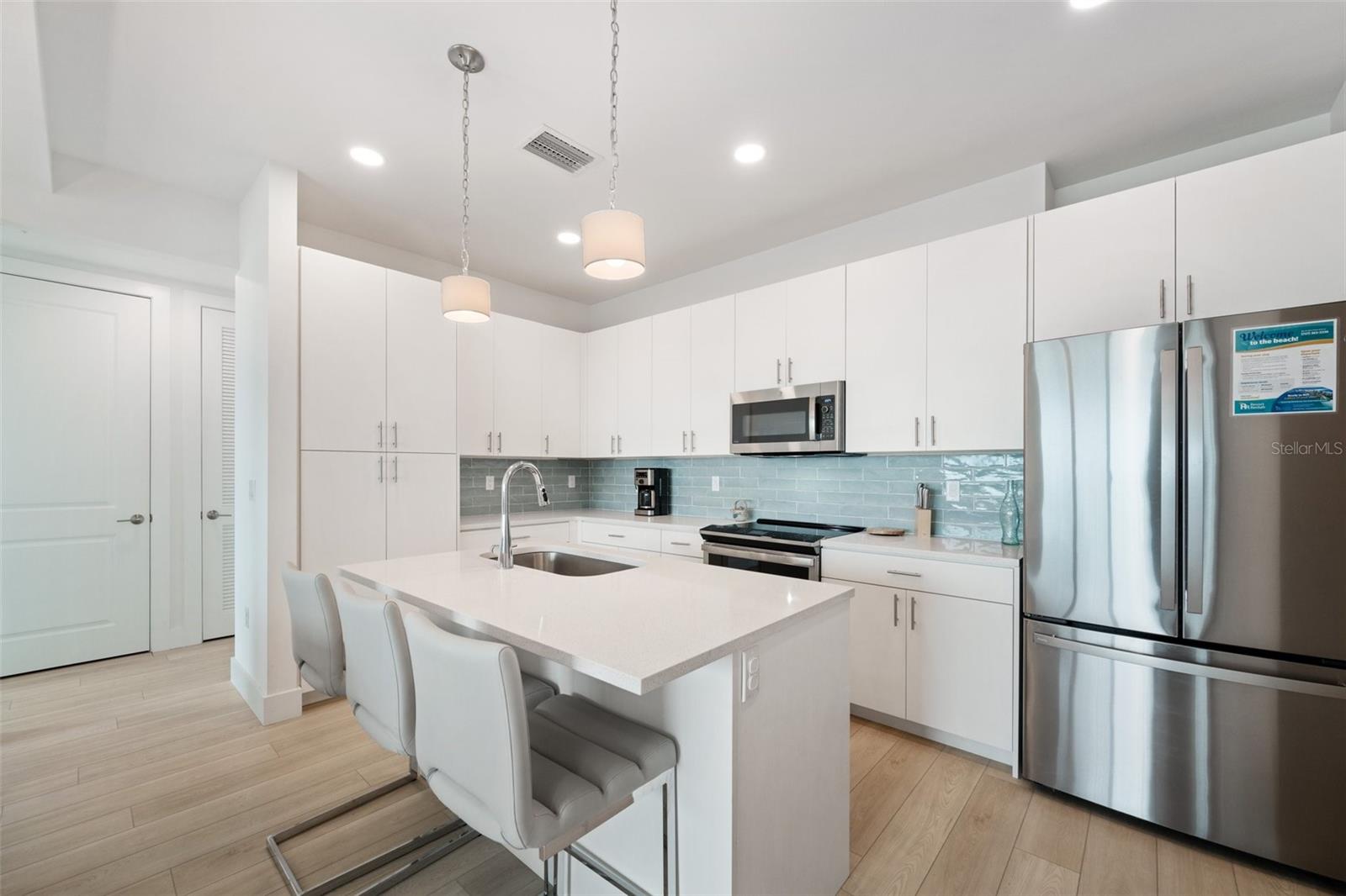 HARBOR AT TOWN CENTER CONDO - Residential