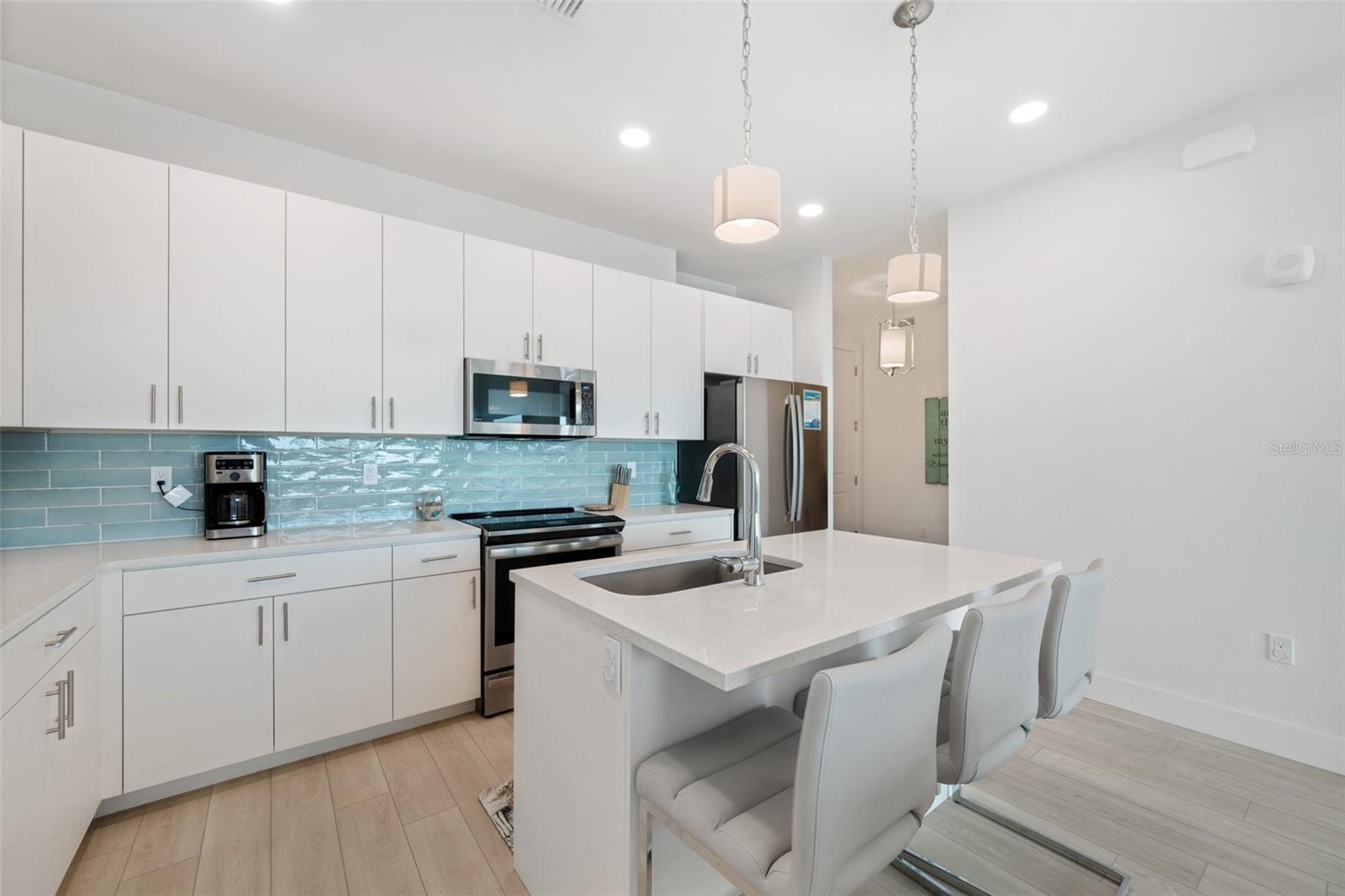 HARBOR AT TOWN CENTER CONDO - Residential