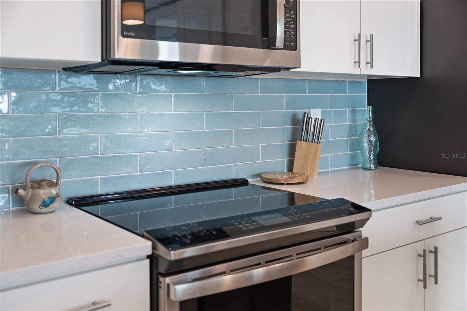 HARBOR AT TOWN CENTER CONDO - Residential