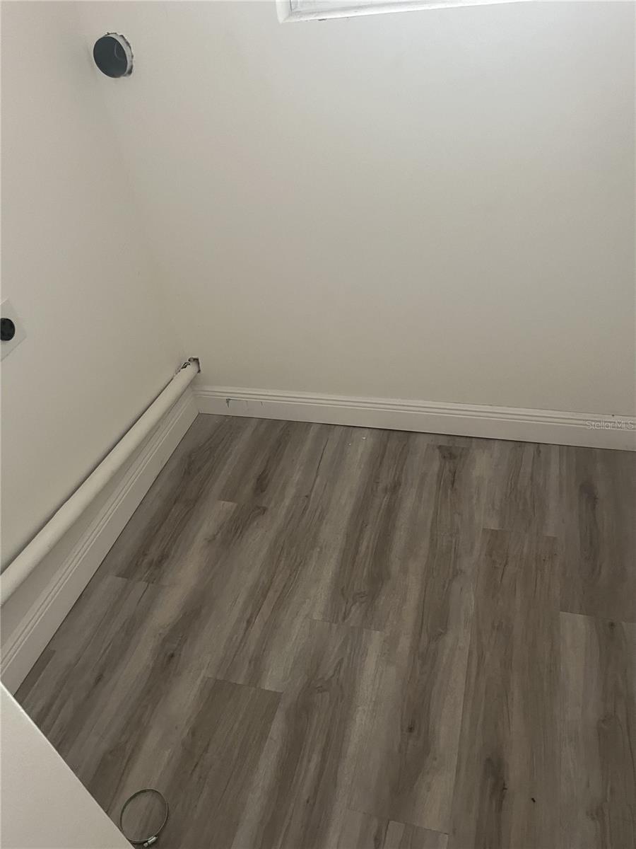 KENMORE ACRES - Residential