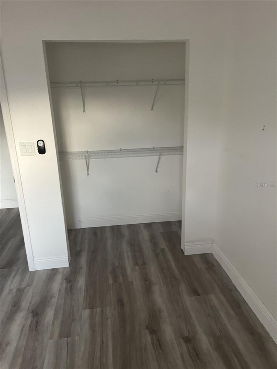 KENMORE ACRES - Residential