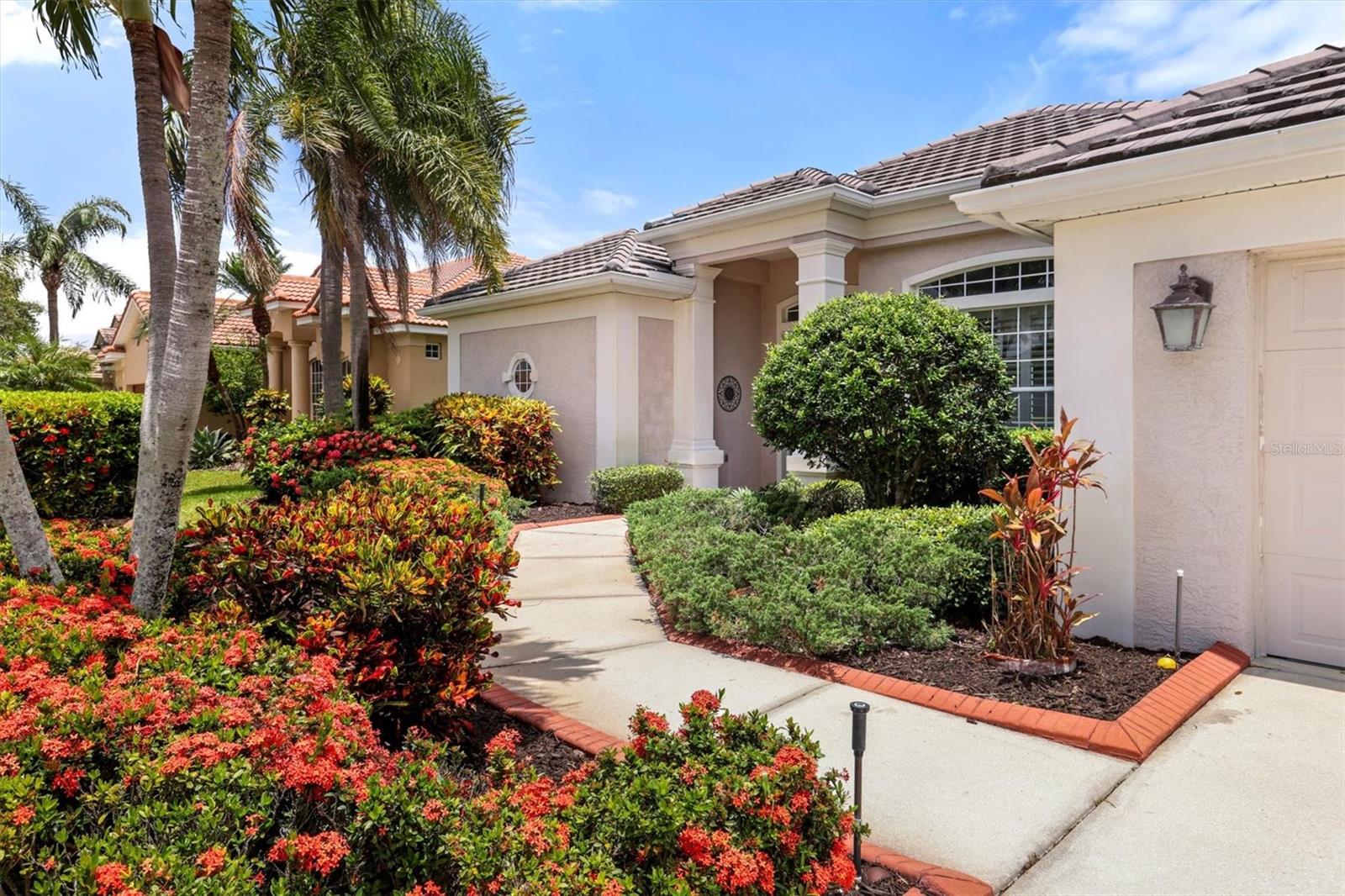 4908 SABAL LAKE CIRCLE