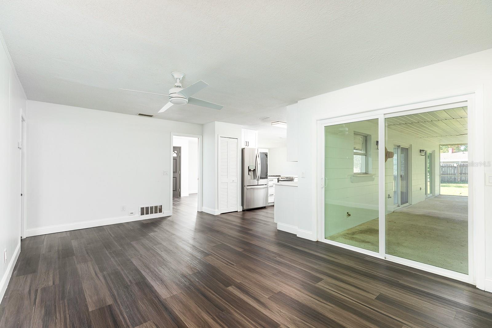 EASTBROOK SUB UNIT 12 - Residential Lease