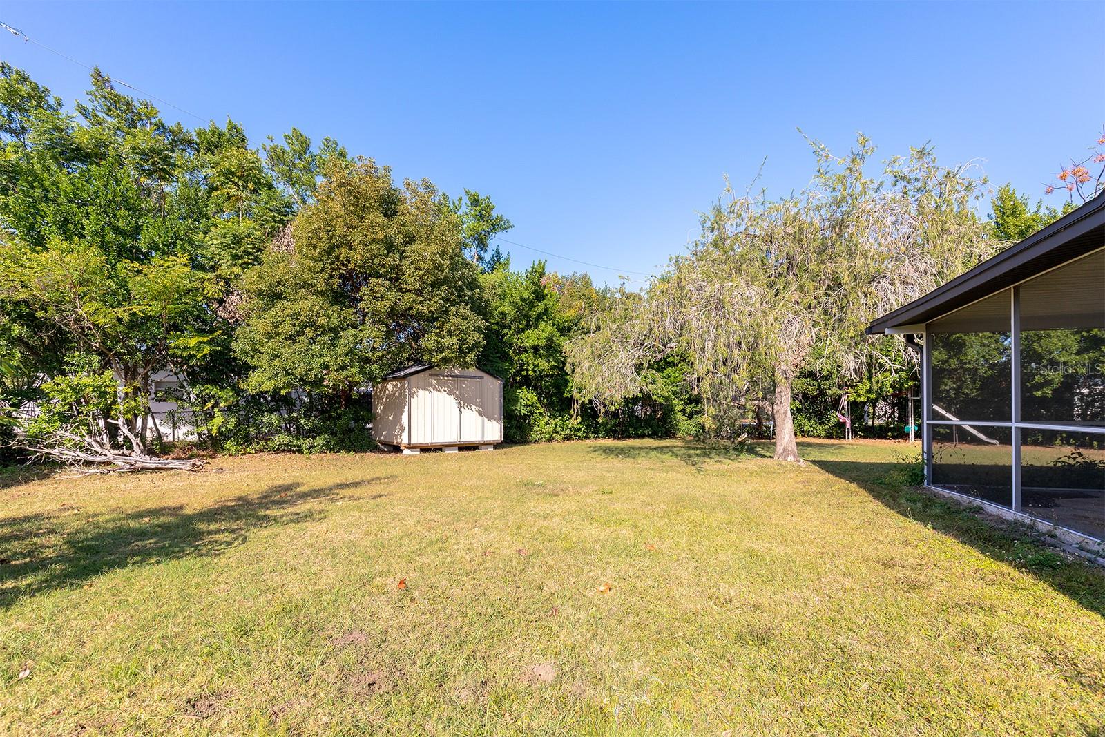 EASTBROOK SUB UNIT 12 - Residential Lease