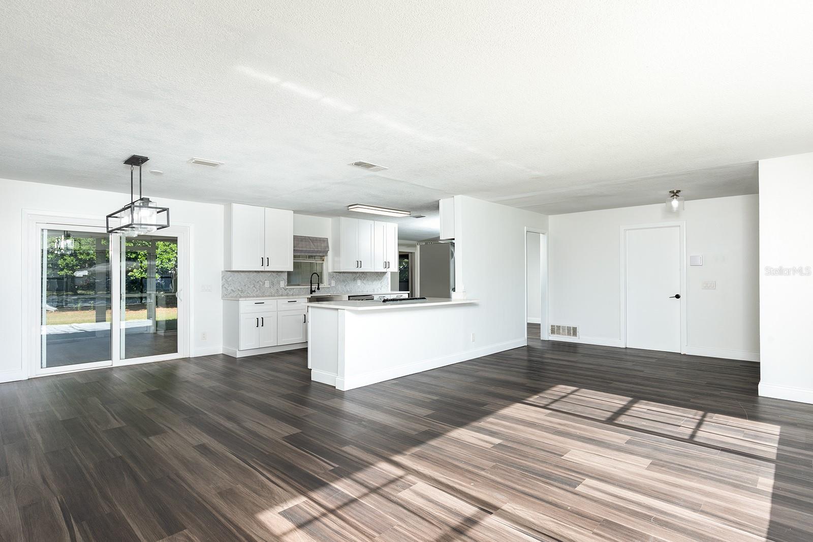 EASTBROOK SUB UNIT 12 - Residential Lease