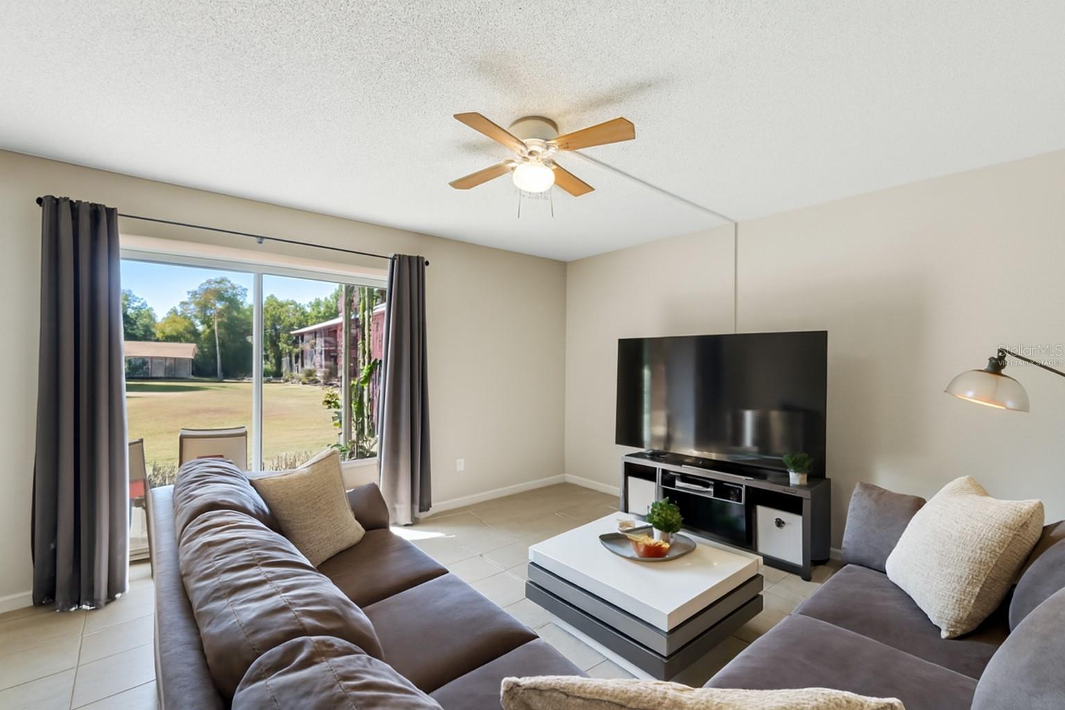 LEESBURG OAKHURST AT LEESBURG CONDO - Residential