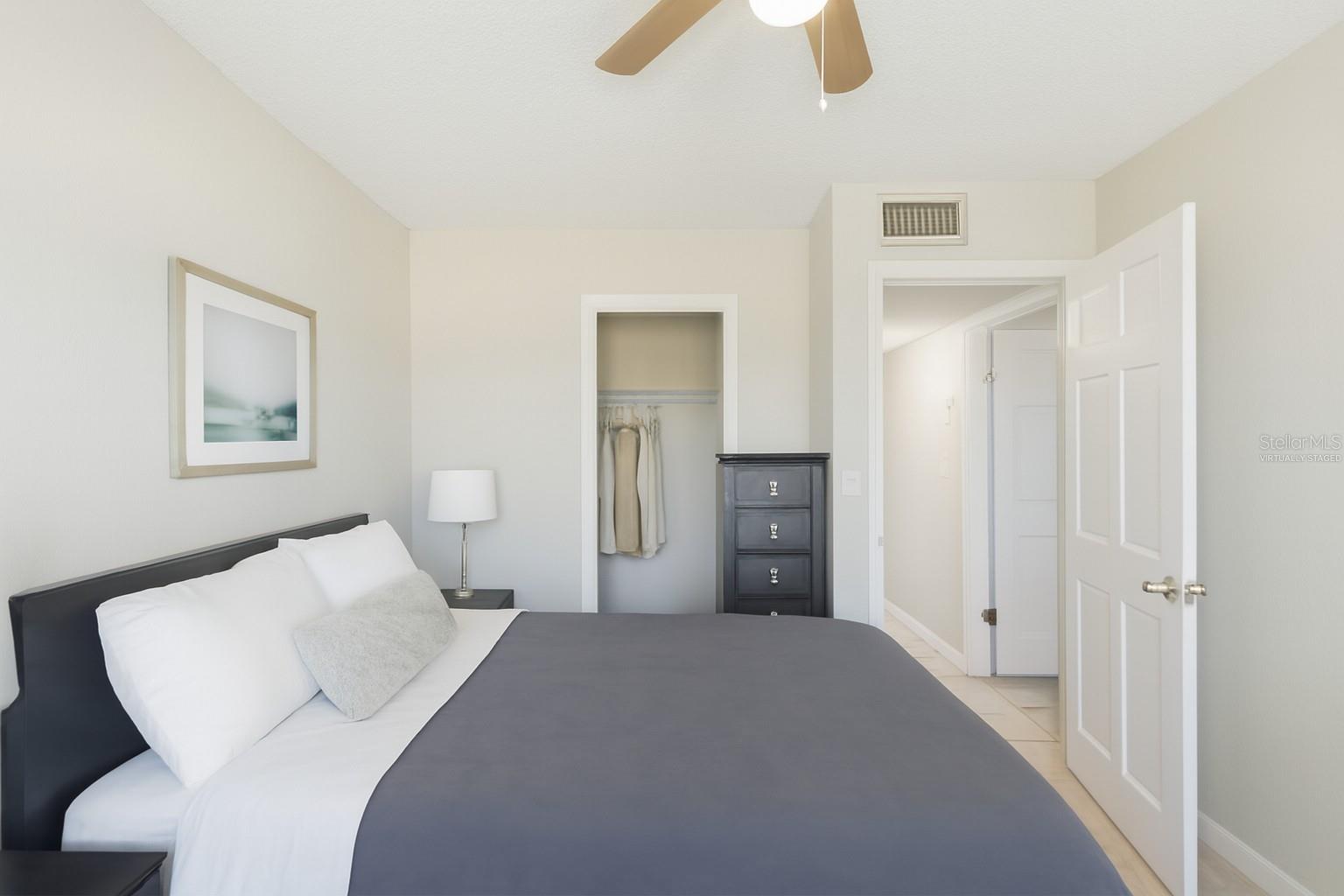 LEESBURG OAKHURST AT LEESBURG CONDO - Residential