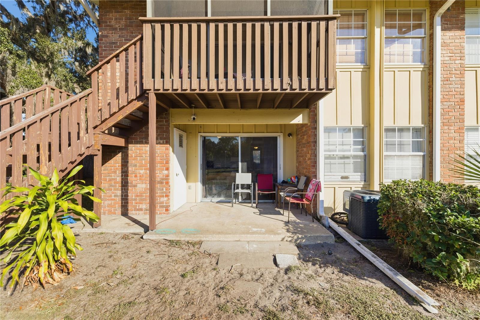 LEESBURG OAKHURST AT LEESBURG CONDO - Residential