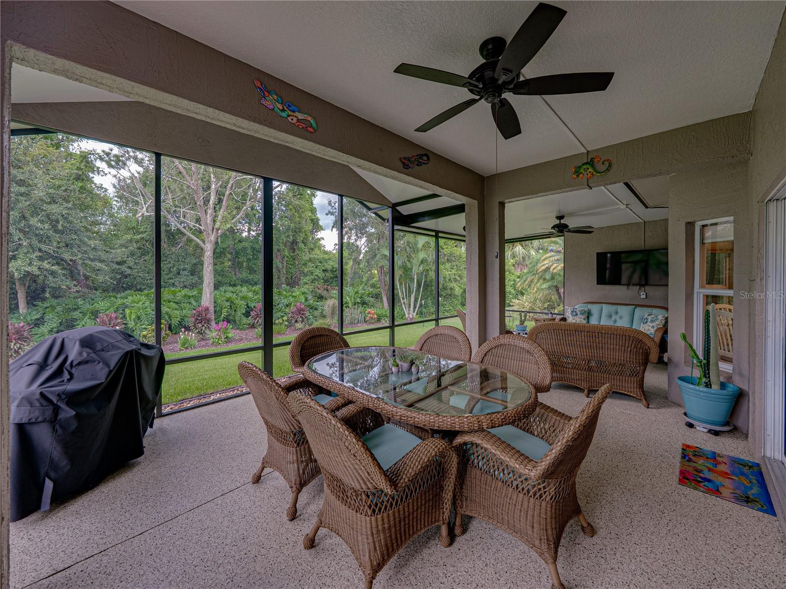 4293 BERWICK DRIVE