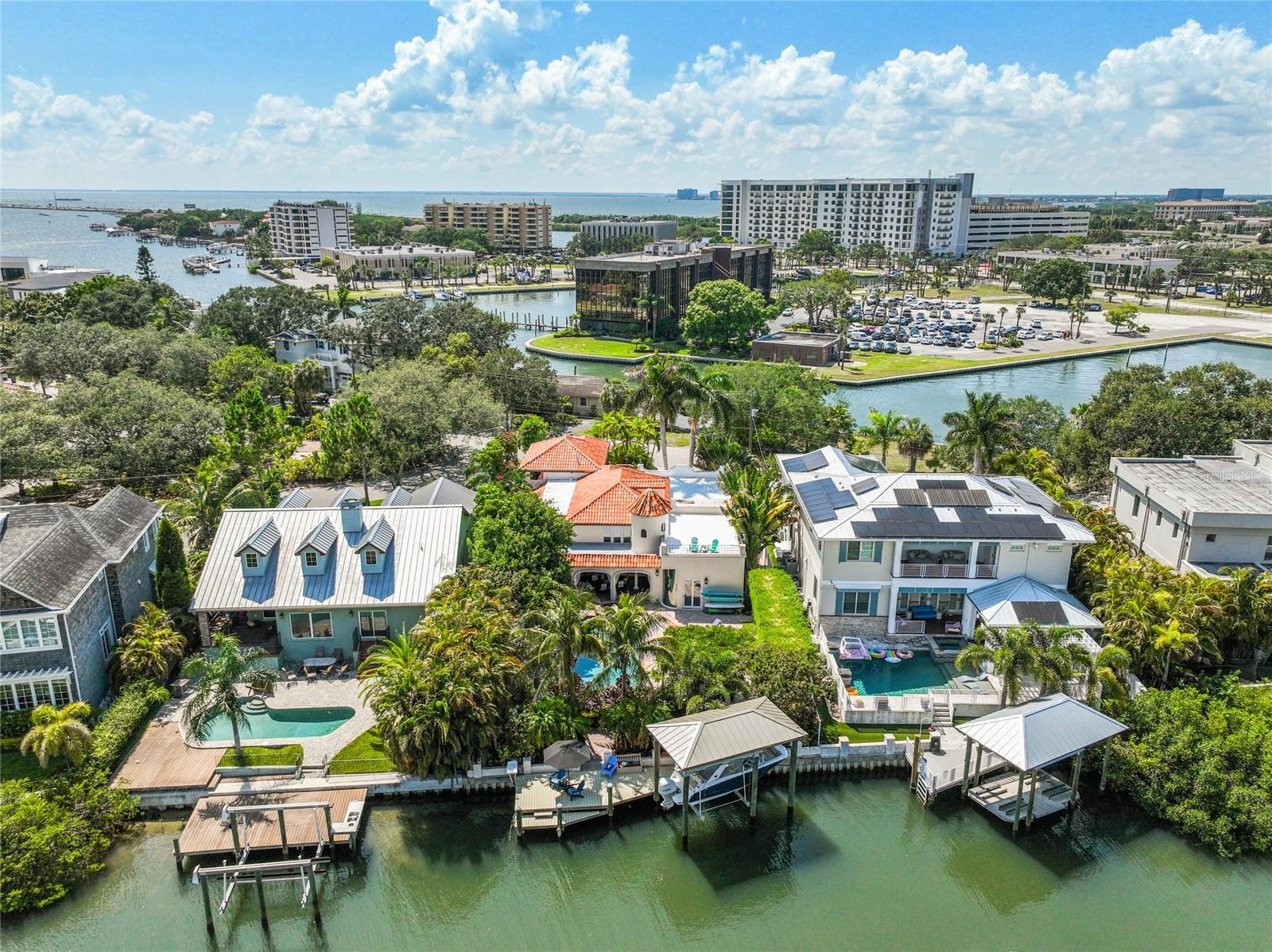 BAYSHORE ESTATES 4 - Residential