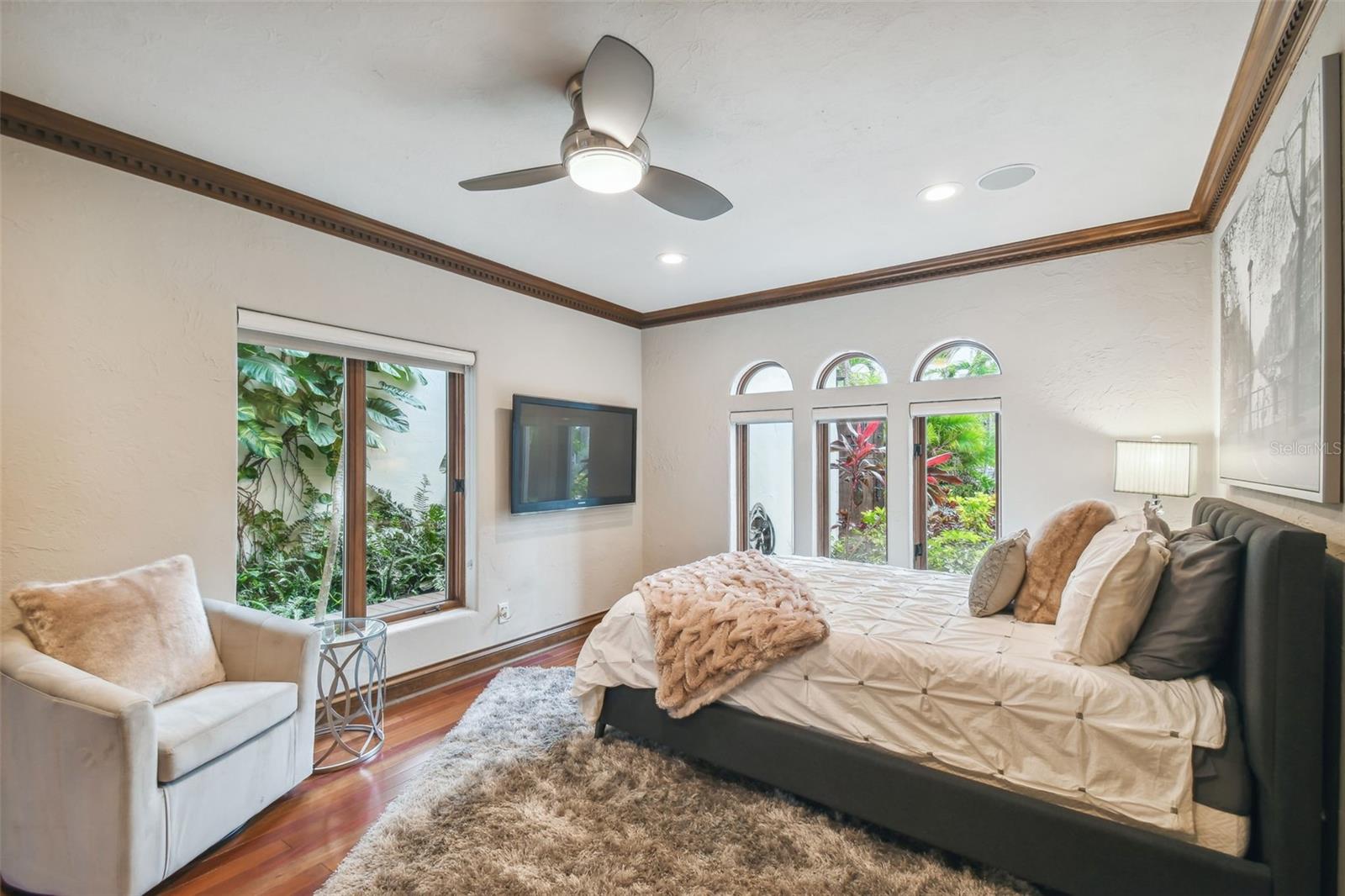 BAYSHORE ESTATES 4 - Residential