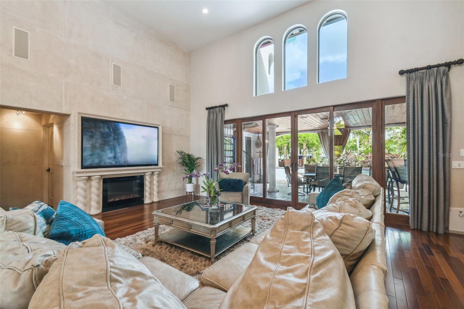 BAYSHORE ESTATES 4 - Residential