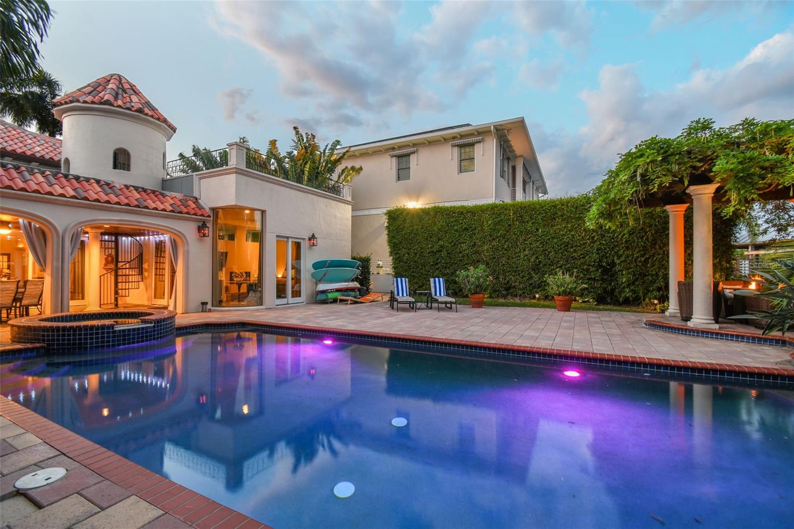 BAYSHORE ESTATES 4 - Residential