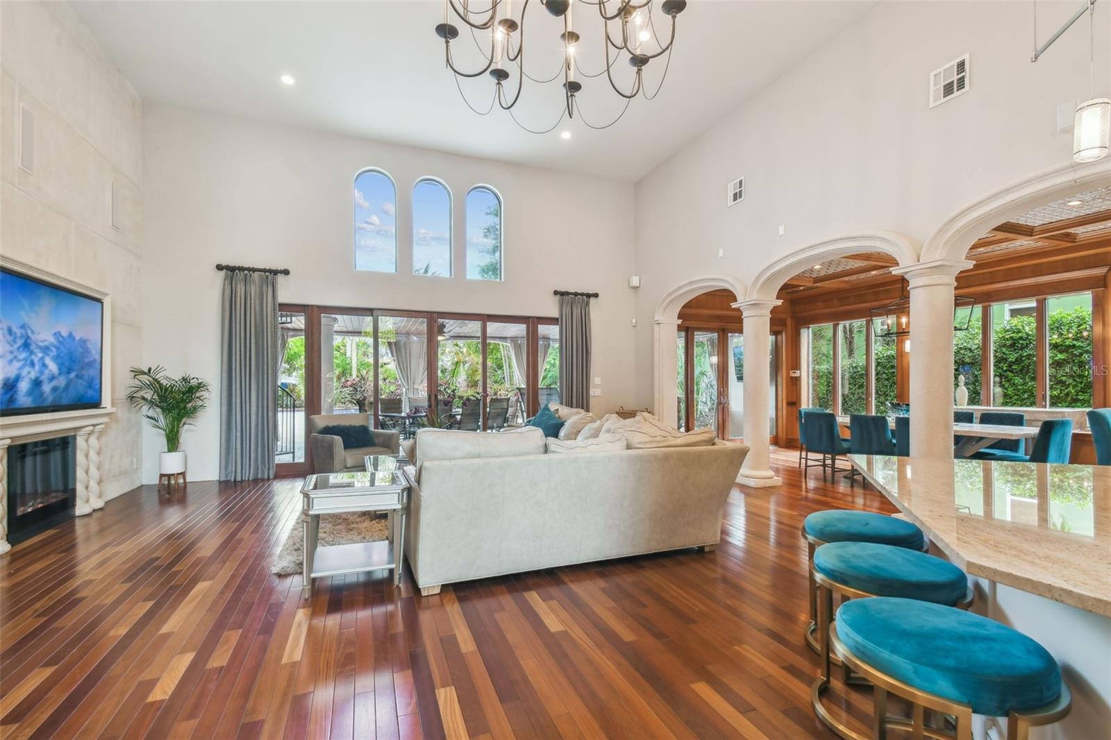 BAYSHORE ESTATES 4 - Residential