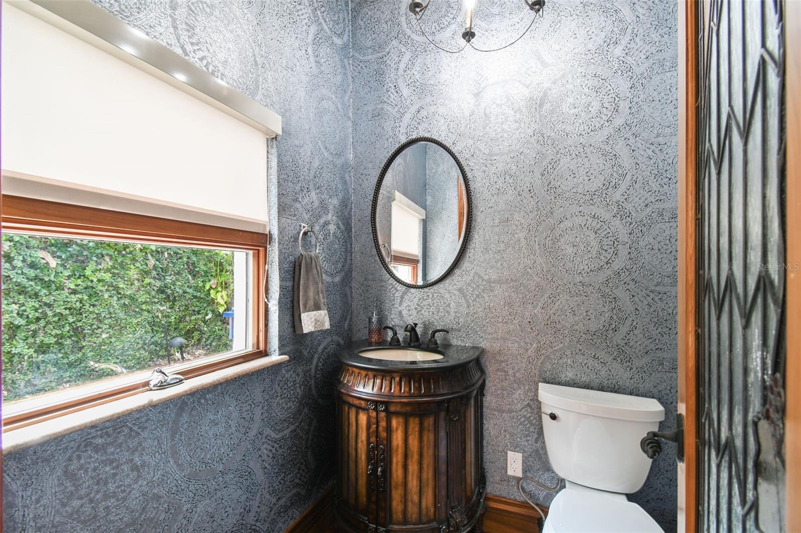 BAYSHORE ESTATES 4 - Residential