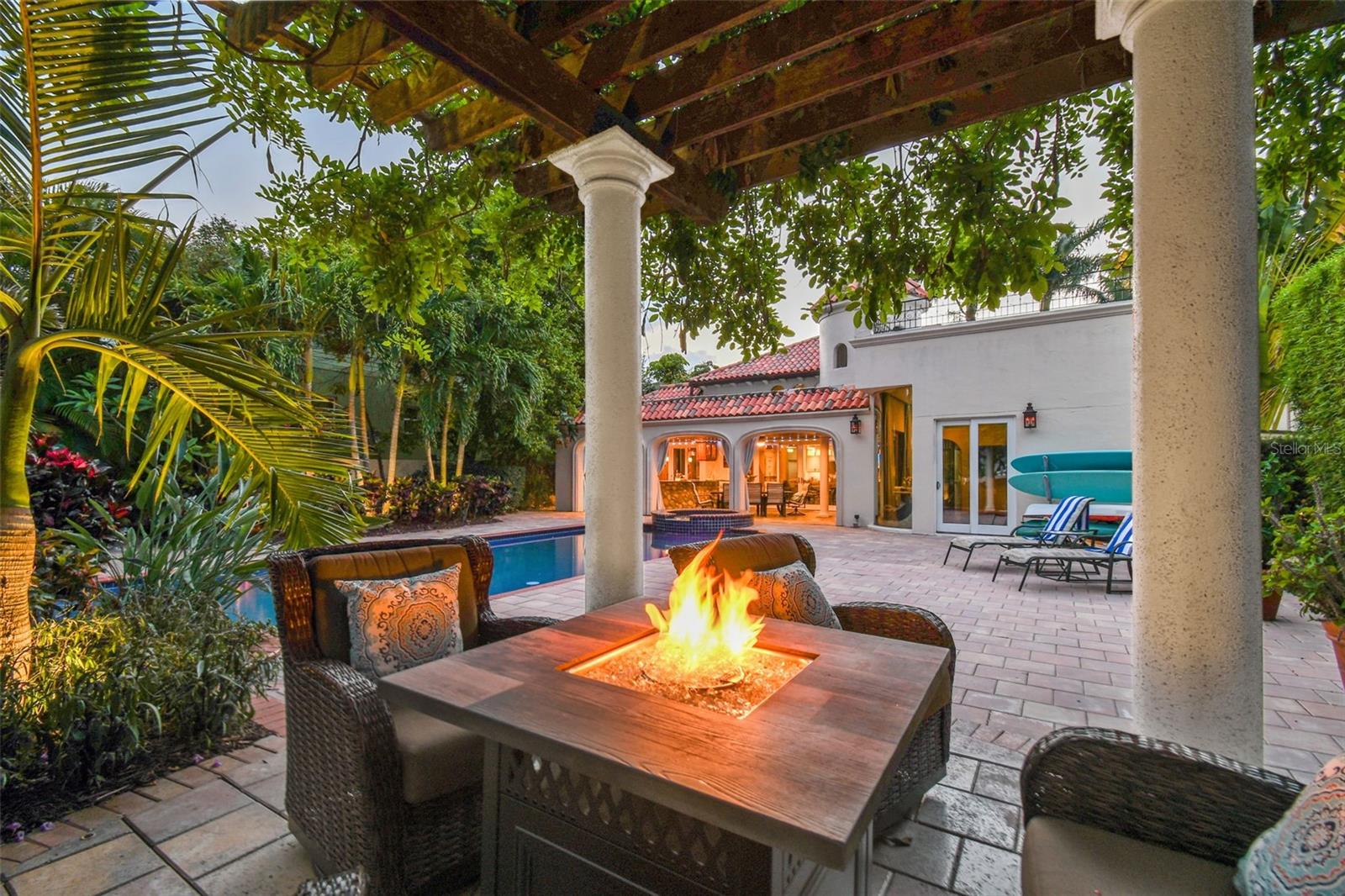 BAYSHORE ESTATES 4 - Residential