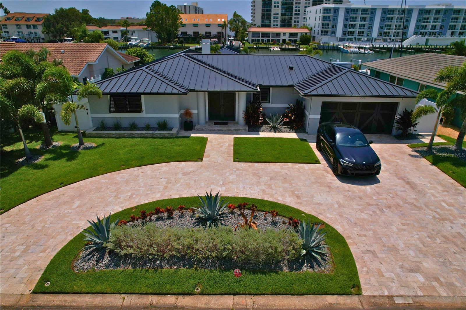 ISLAND ESTATES OF CLEARWATER - Residential