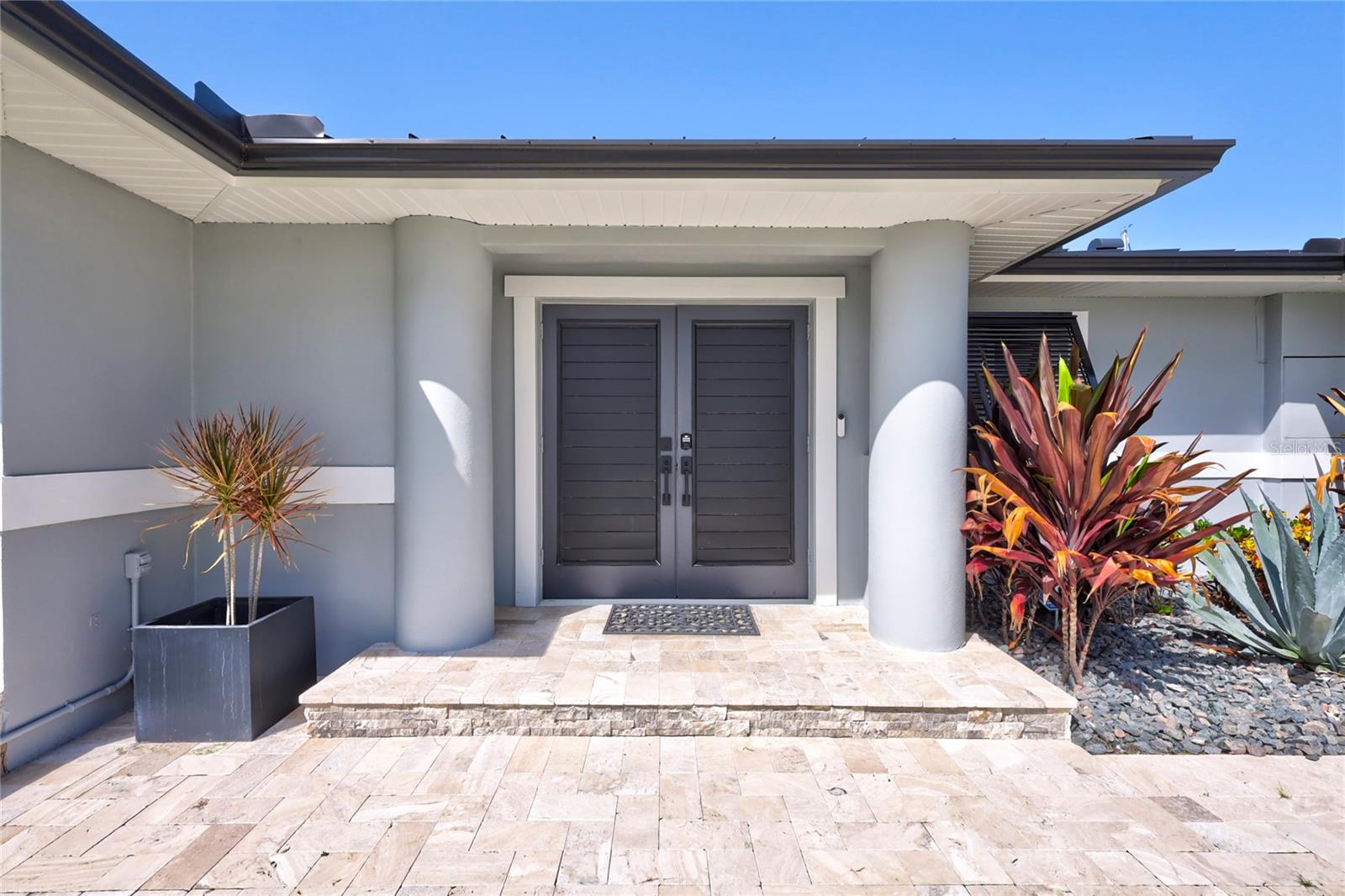 ISLAND ESTATES OF CLEARWATER - Residential