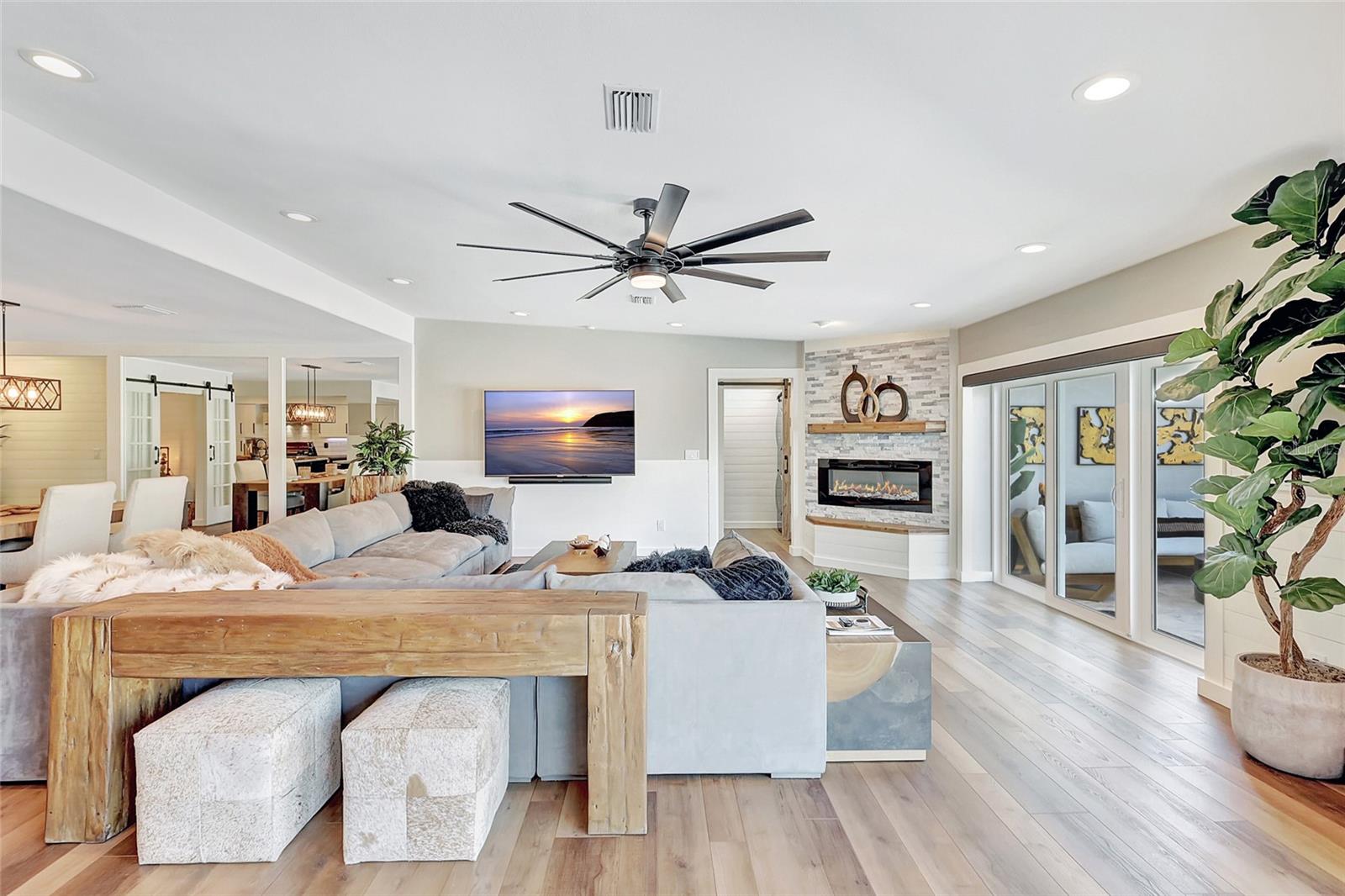 ISLAND ESTATES OF CLEARWATER - Residential