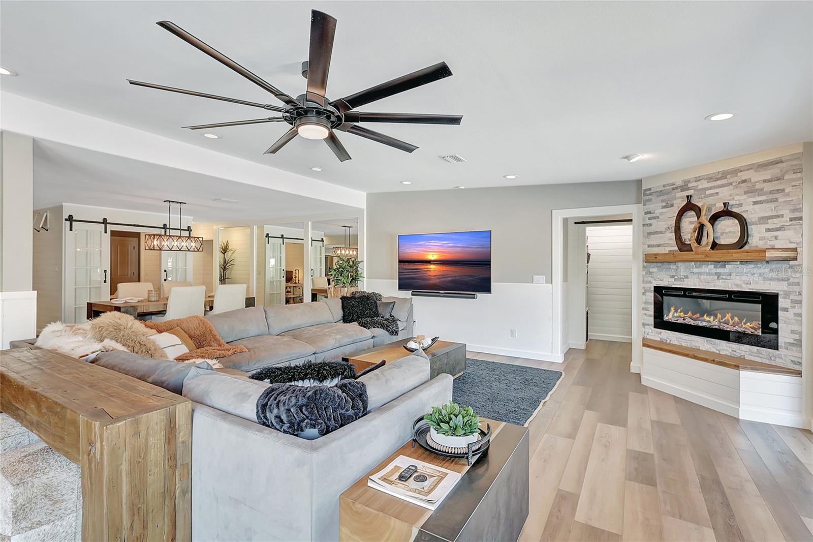 ISLAND ESTATES OF CLEARWATER - Residential