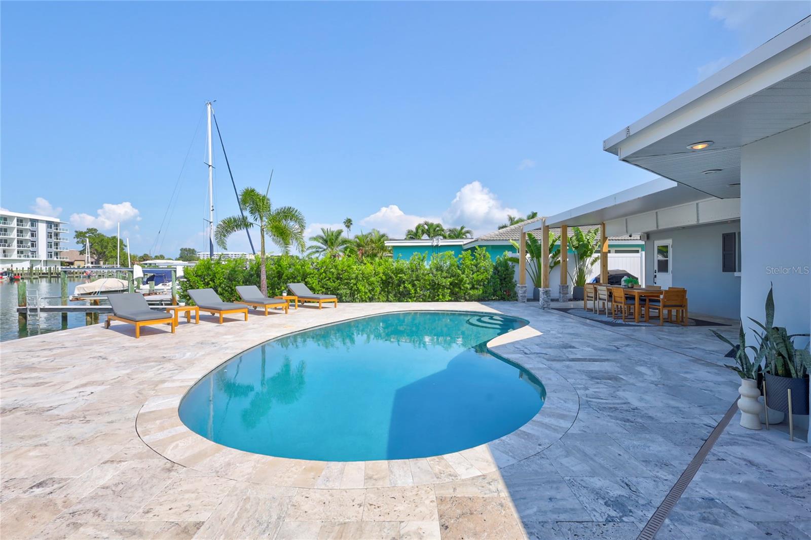 ISLAND ESTATES OF CLEARWATER - Residential