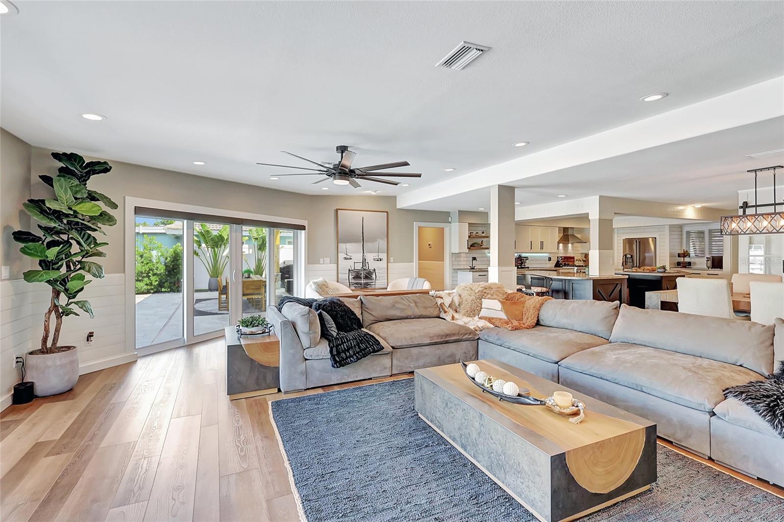 ISLAND ESTATES OF CLEARWATER - Residential