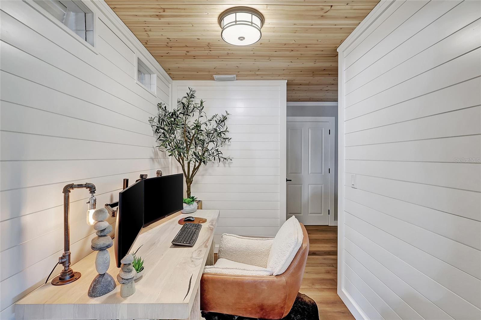 ISLAND ESTATES OF CLEARWATER - Residential