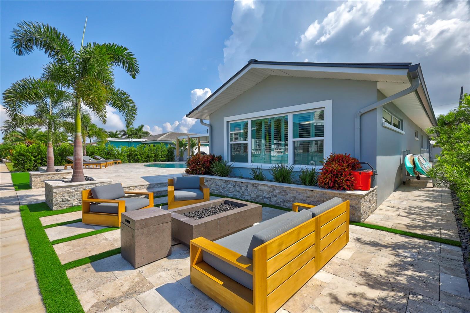 ISLAND ESTATES OF CLEARWATER - Residential