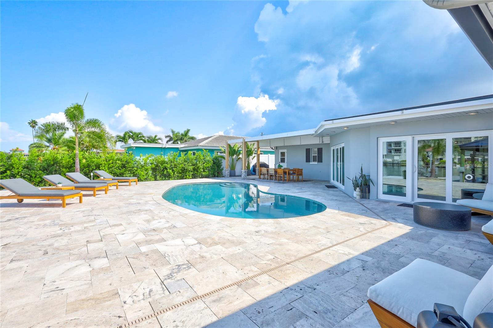 ISLAND ESTATES OF CLEARWATER - Residential