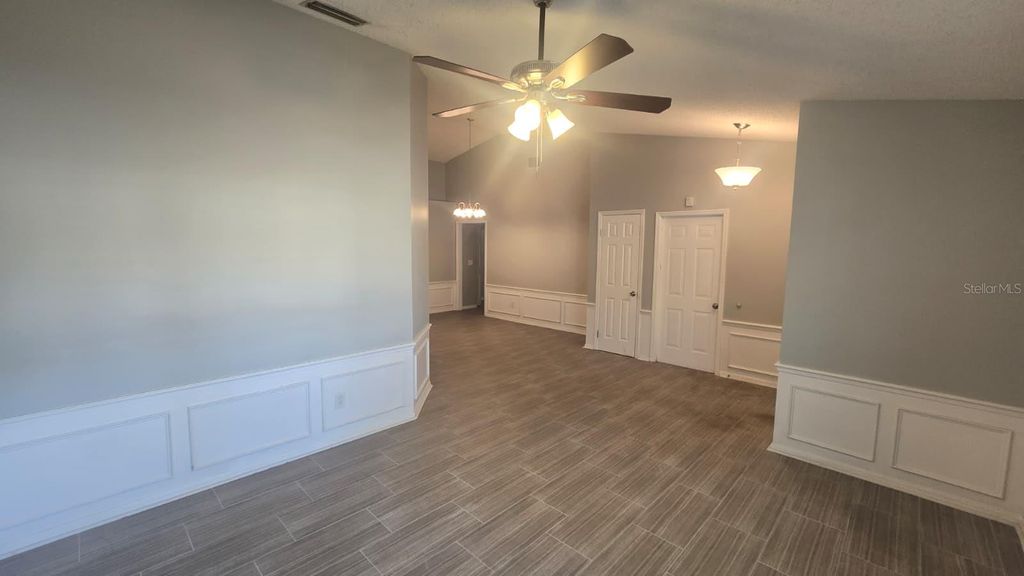 Photo of 1725 Elk Spring Drive, Brandon, FL 33511 (MLS # TB8481429)