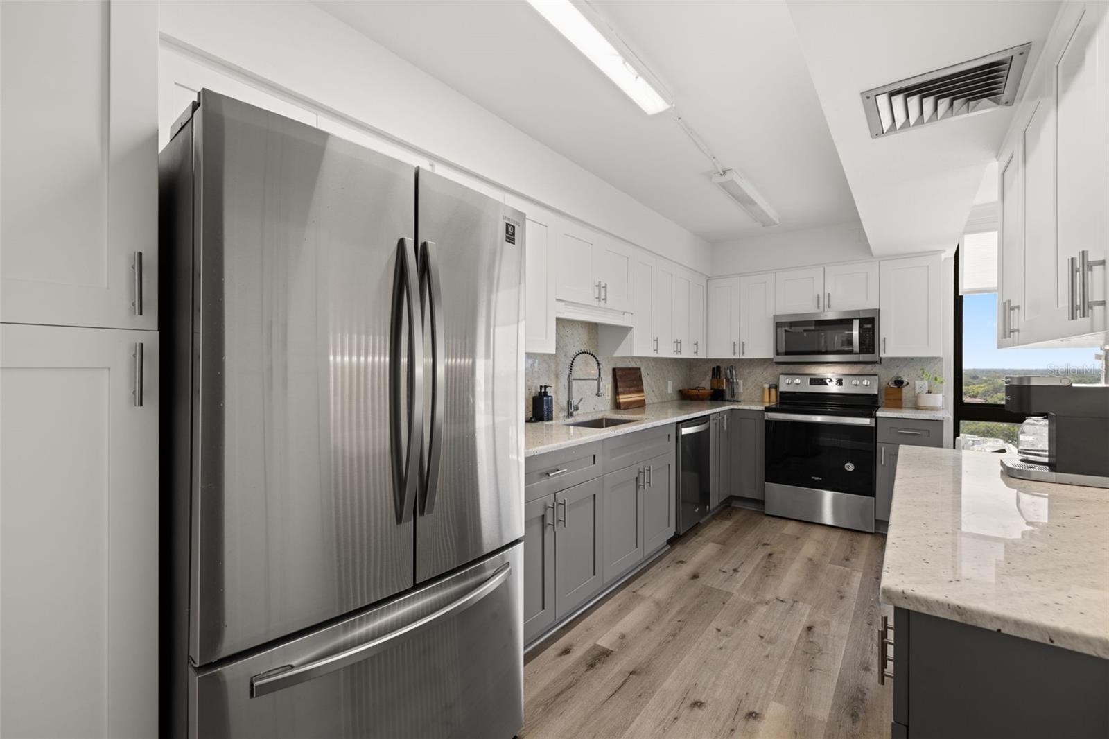 MONTE CARLO TOWERS A CONDOMINI - Residential