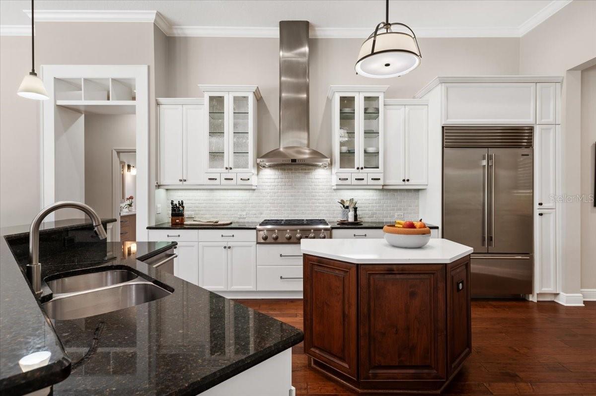 LAKEWOOD RANCH COUNTRY CLUB VILLAGE - Residential