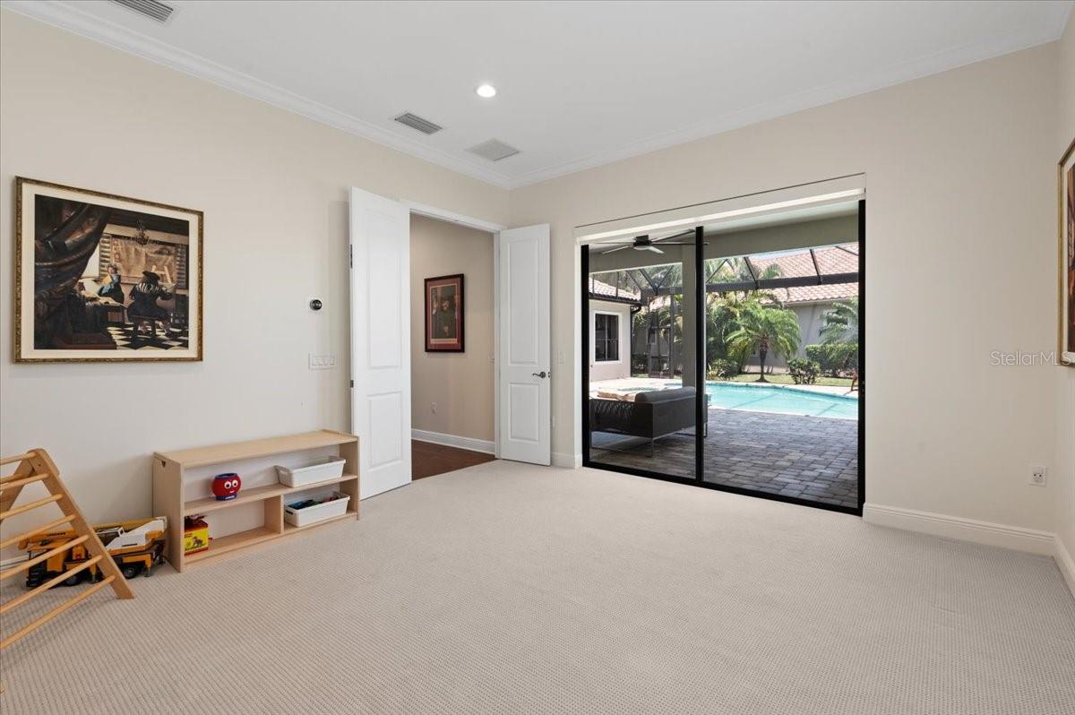LAKEWOOD RANCH COUNTRY CLUB VILLAGE - Residential