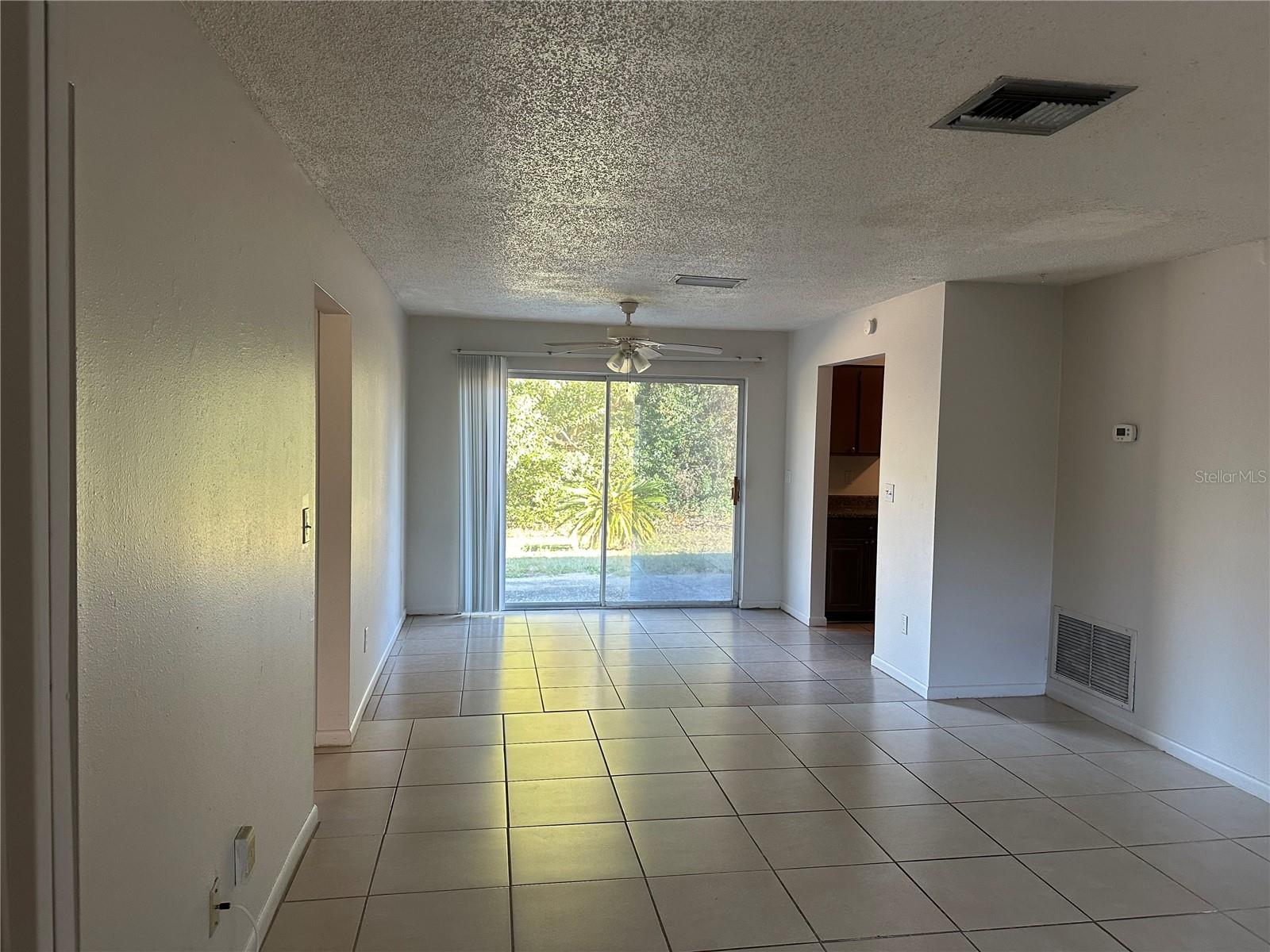 KINGSLAND COUNTRY ESTATE - Residential Lease