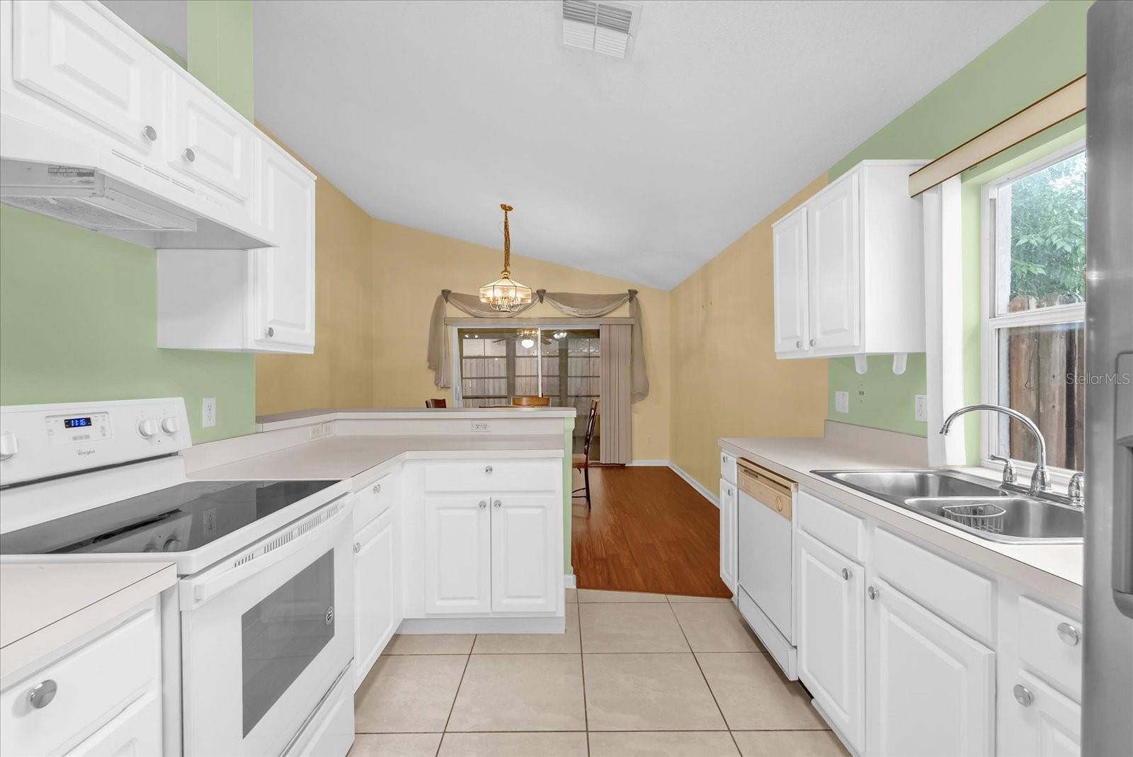 HIGHLANDS OF LAKE MARY - Residential