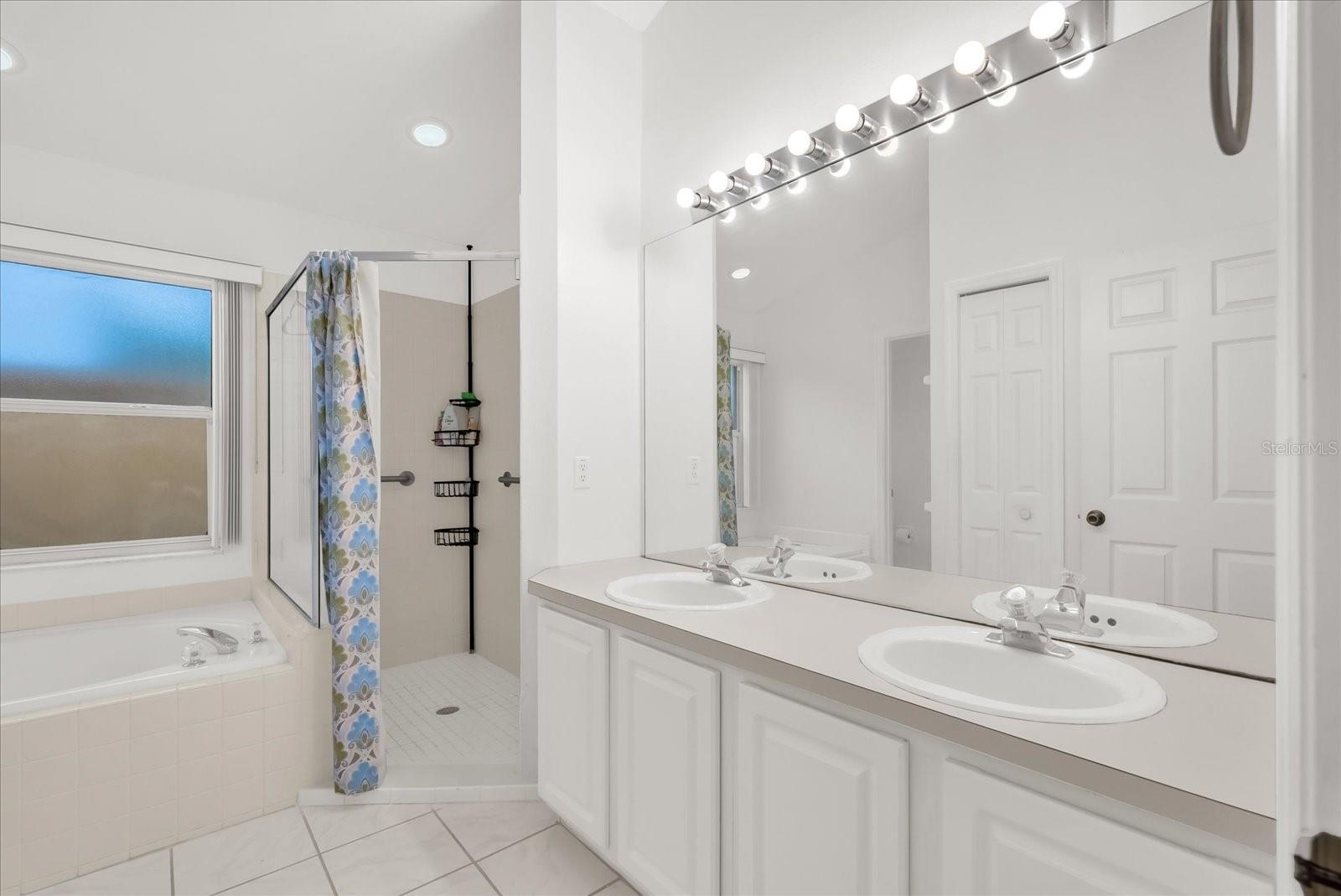 HIGHLANDS OF LAKE MARY - Residential