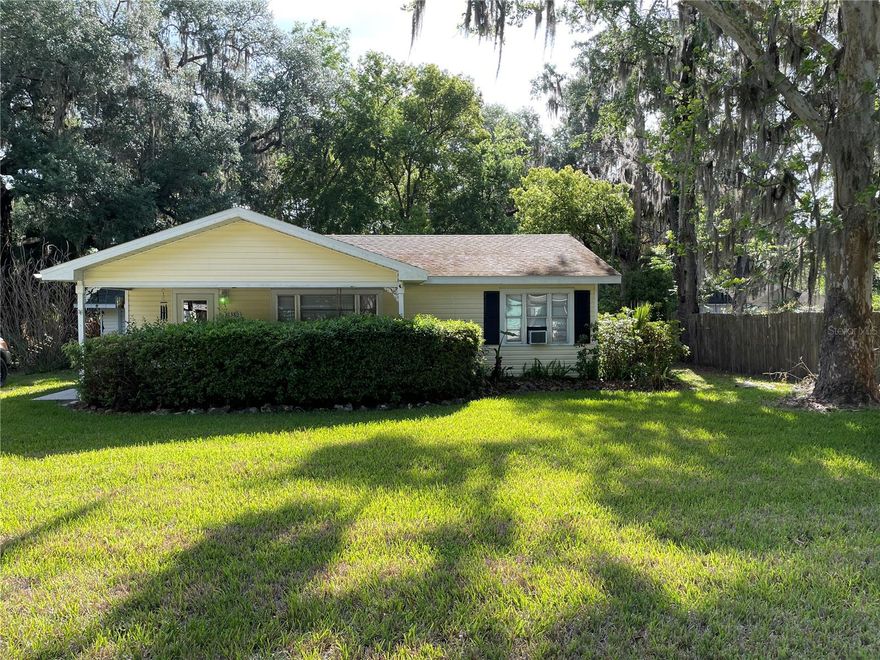 Tucked away in the peaceful, nature-filled community of Ocklawaha, this charming 2-bedroom, 1-bath home offers comfort and tranquility. Surrounded by Florida's natural beauty, this cozy retreat is ideal for those seeking a slower pace and a connection to the outdoors. Step inside to find a warm and inviting living space filled with natural light, complemented by a functional layout which maximizes every square foot. The kitchen provides plenty of counter top space for cooking and and everyday living. The bedrooms are comfortably sized, offering restful retreats at the end of the day. Enjoy serene settings and plenty of space to grow, garden or simply relax.