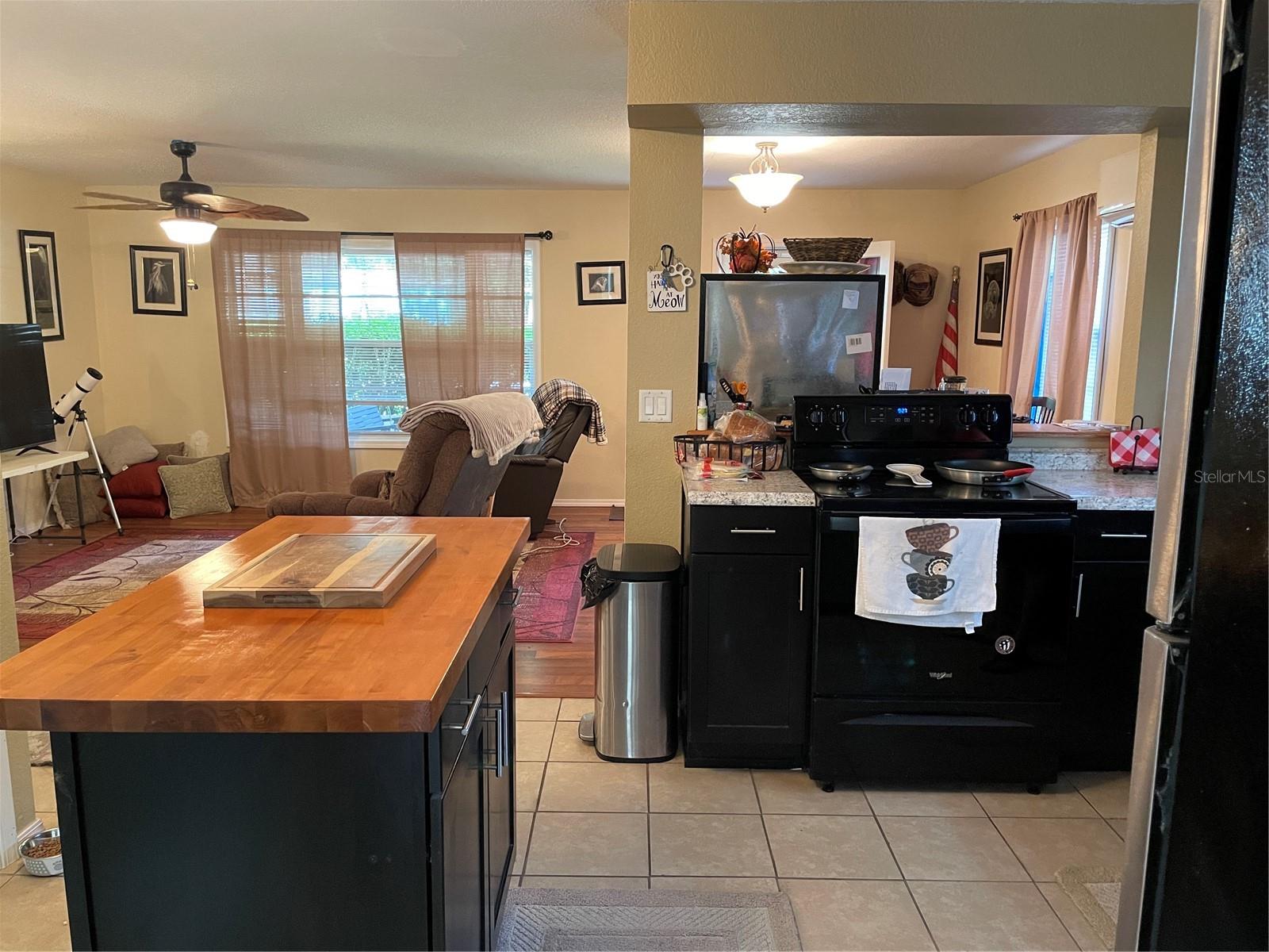 LAKE WEIR ESTATE - Residential