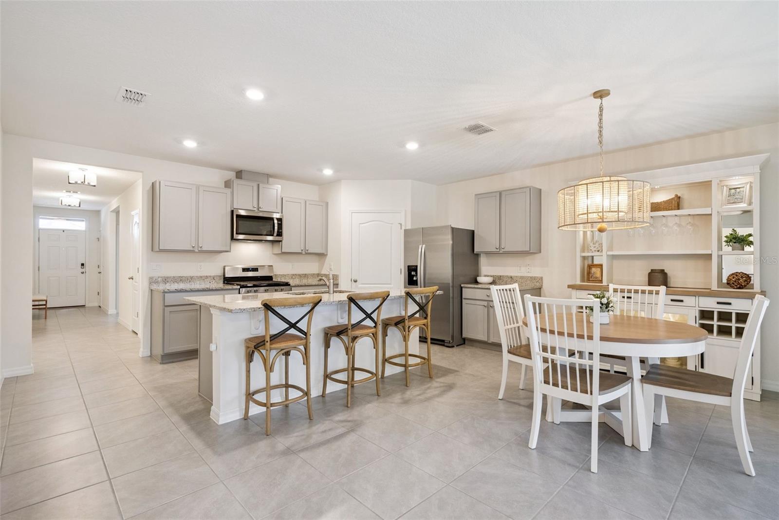 RIVIERA BELLA UN 9C - Residential