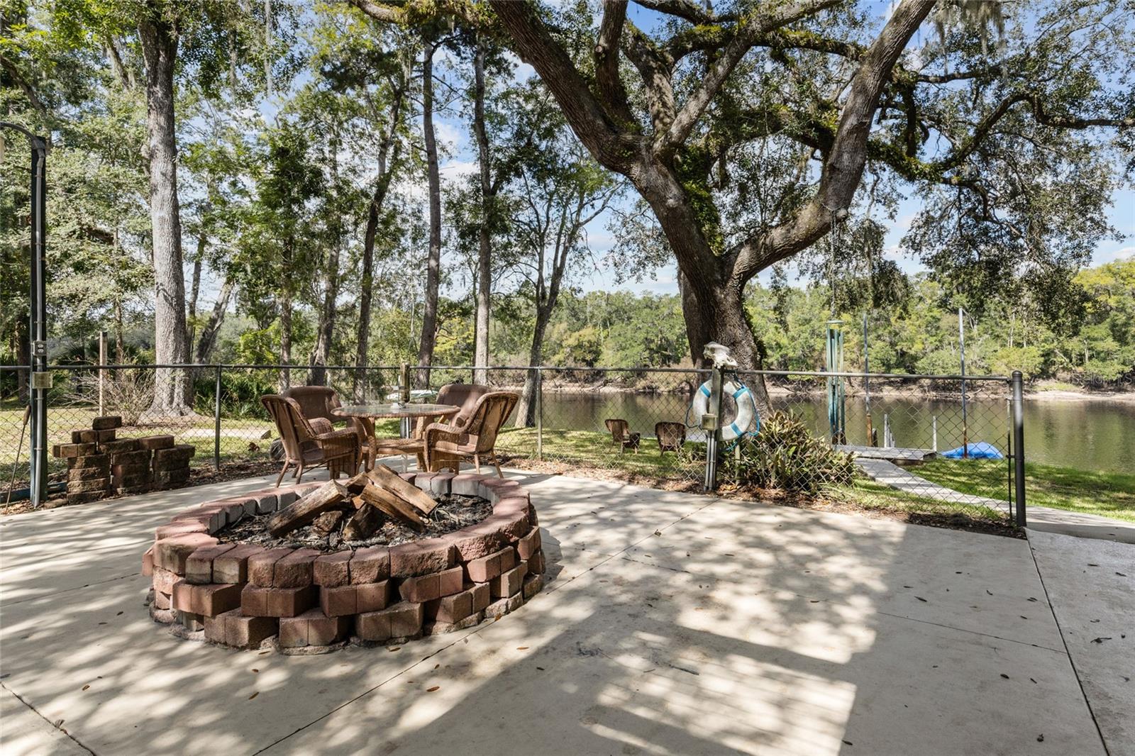 DEVILS ELBOW UNIT 1 - Residential