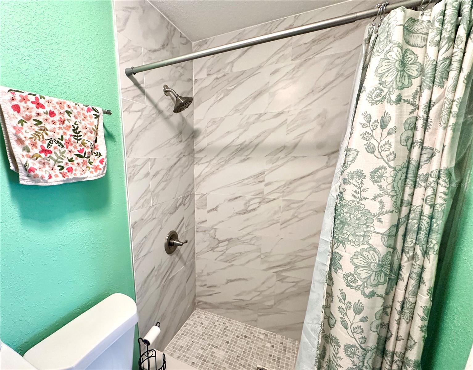 DISTRICT FLA CORP SUB 1 - Residential