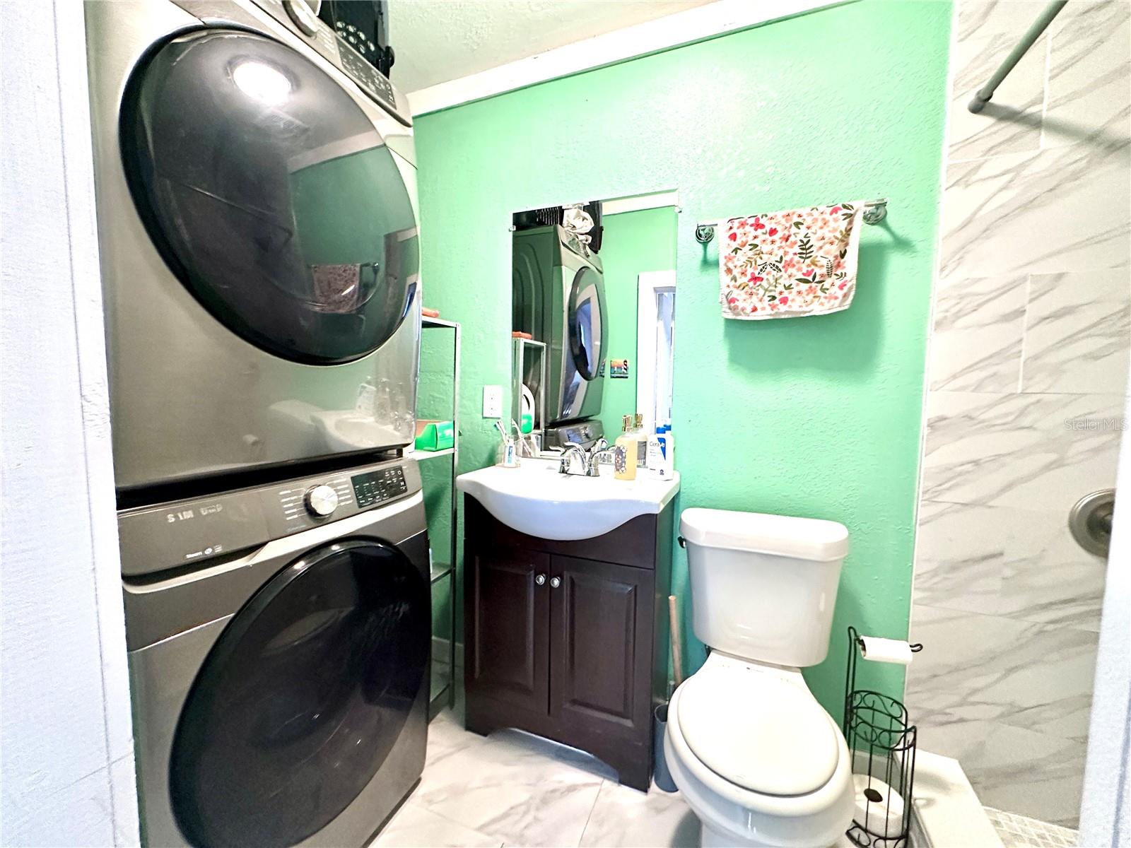 DISTRICT FLA CORP SUB 1 - Residential