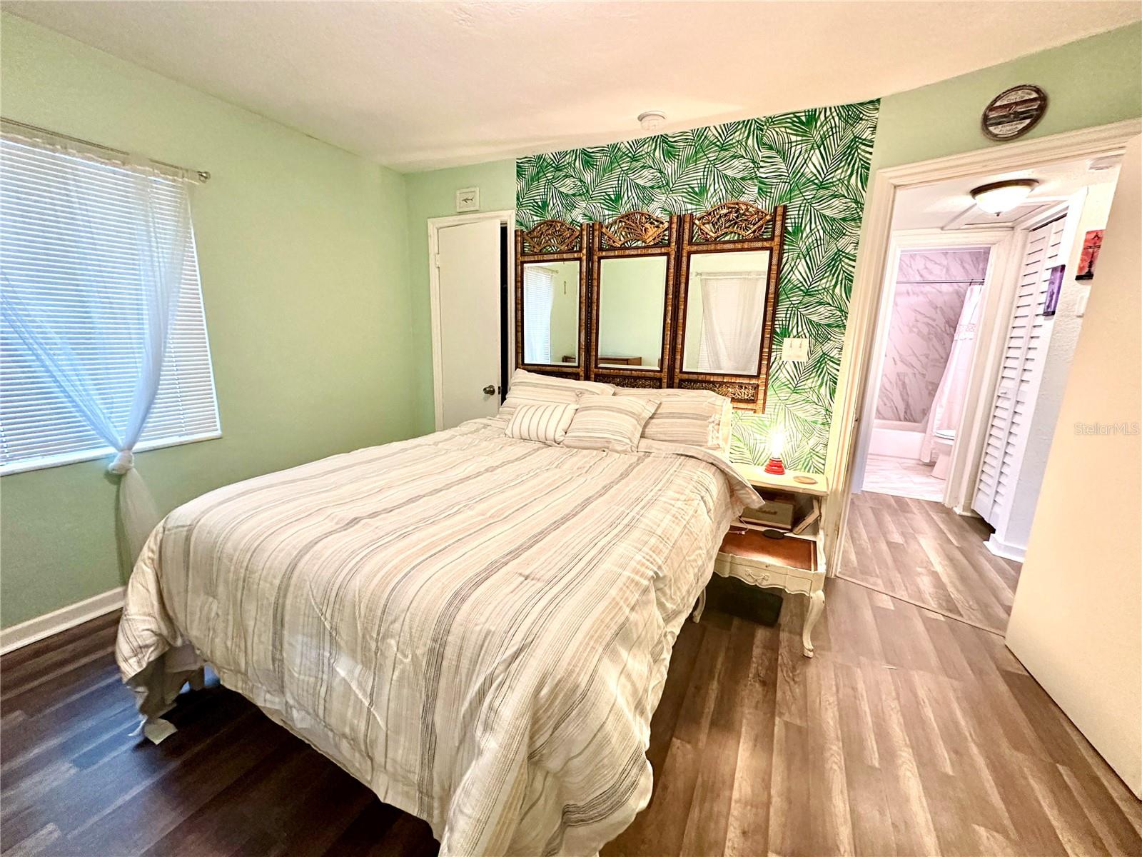 DISTRICT FLA CORP SUB 1 - Residential